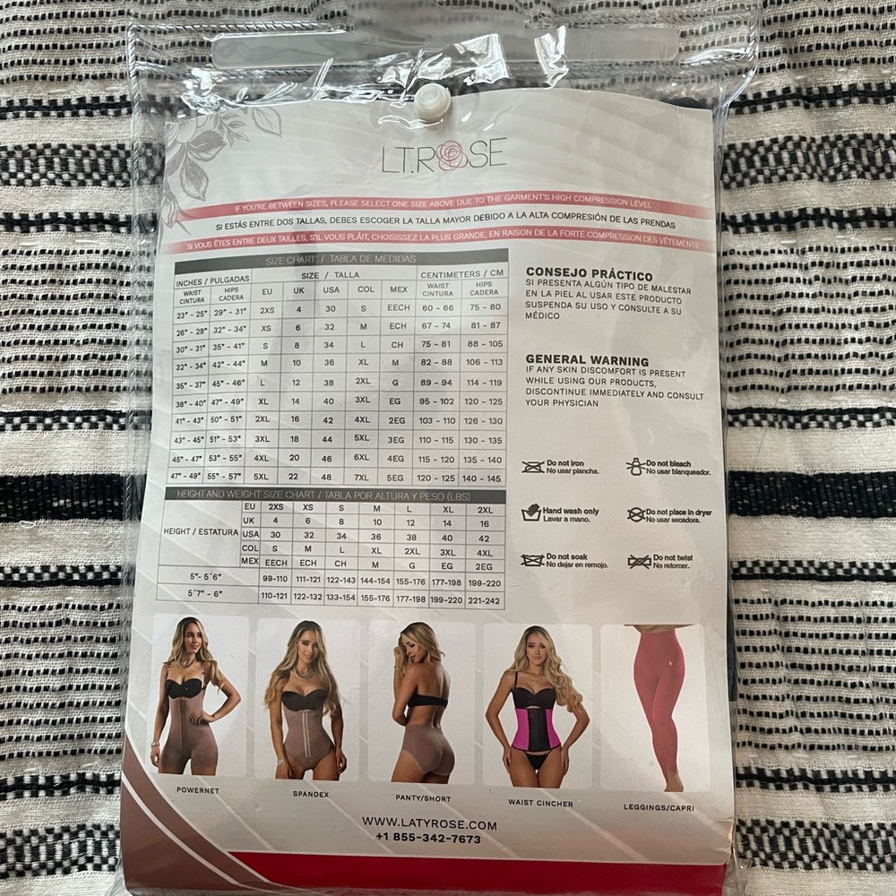 New Blk shapeware or Faja. Size small. See pictures for details.